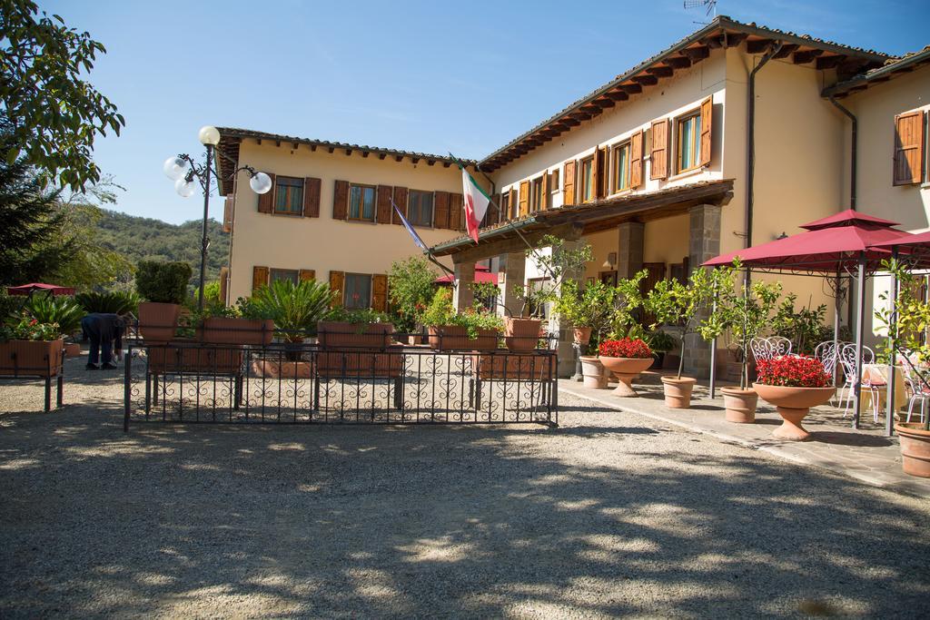 Hotel Del Lago Cavriglia Exteriör bild