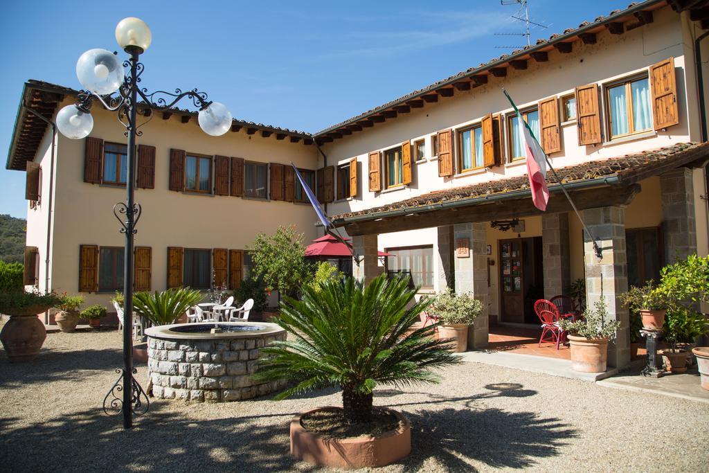Hotel Del Lago Cavriglia Exteriör bild