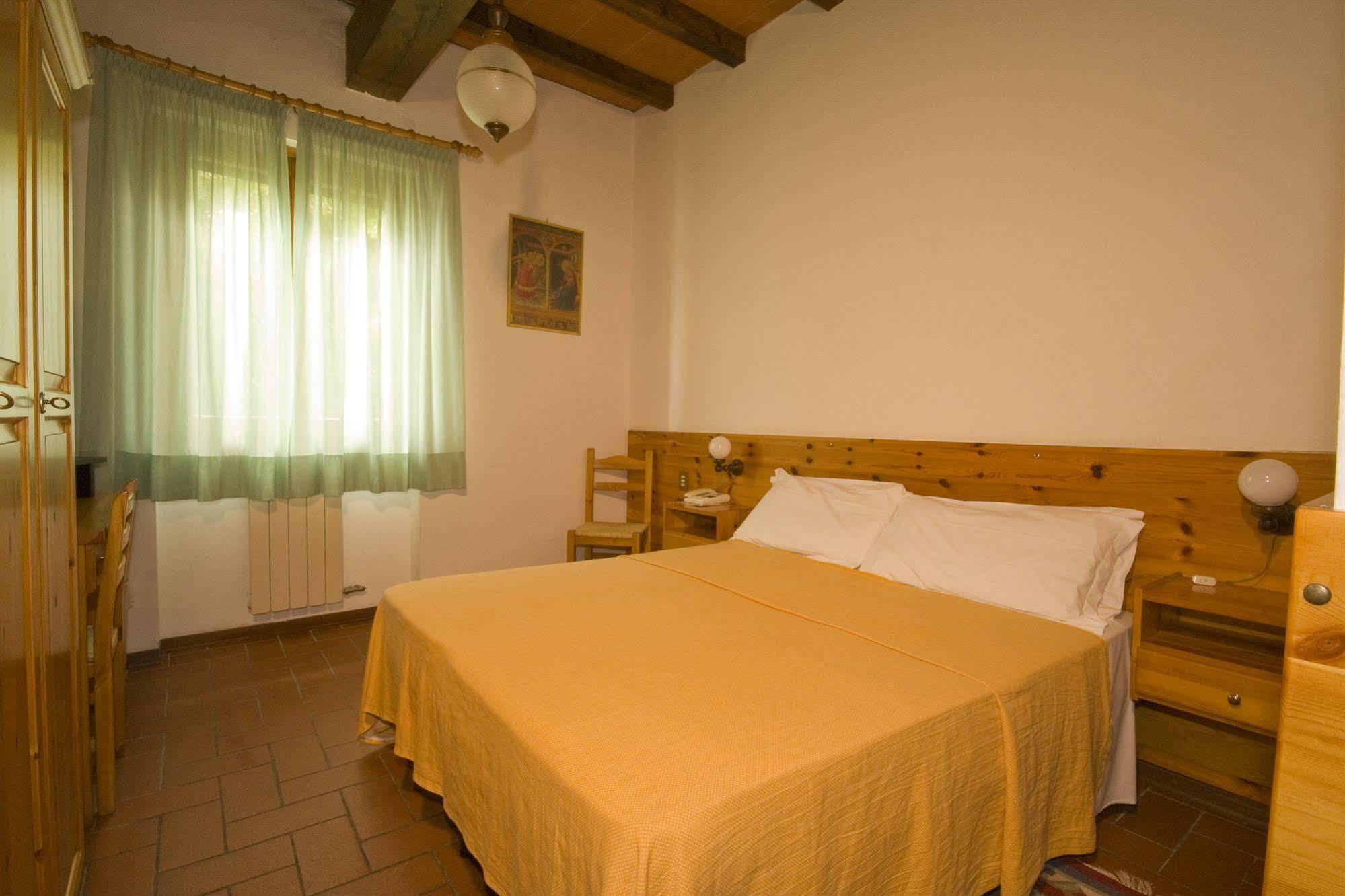 Hotel Del Lago Cavriglia Exteriör bild