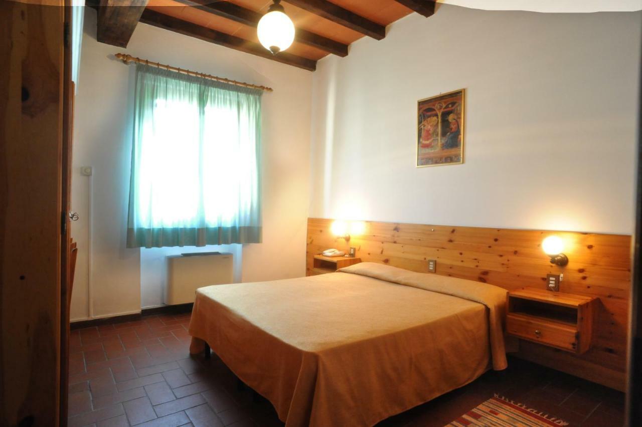 Hotel Del Lago Cavriglia Exteriör bild